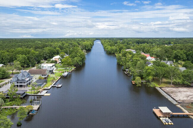 Socastee SC - Myrtle Beach Gutter Guard Cover System Team